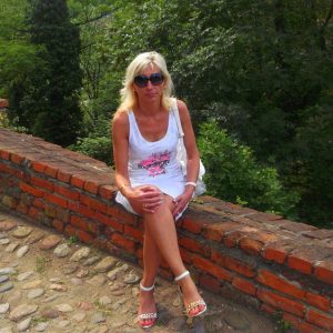 Viens jouer avec moi sous le soleil d’Antibes Sandrine - rencontre-Libertine-Antibes